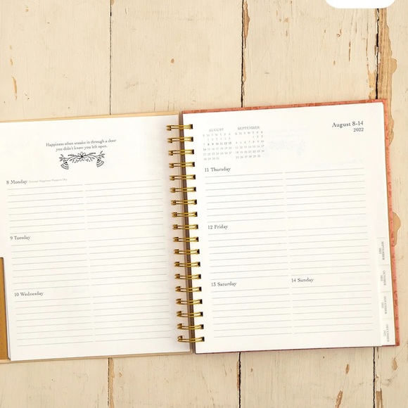 LAST 1 - NEW 2023 planner spread kindness like wildflowers - Picture 10 of 11